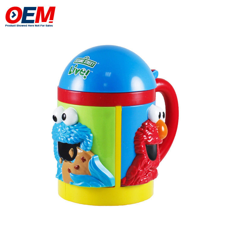 Fábrica OEM 3D Taça Taça plástico Disni Cup Fornecedor personalizado figura de desenho animado brinquedo de taça