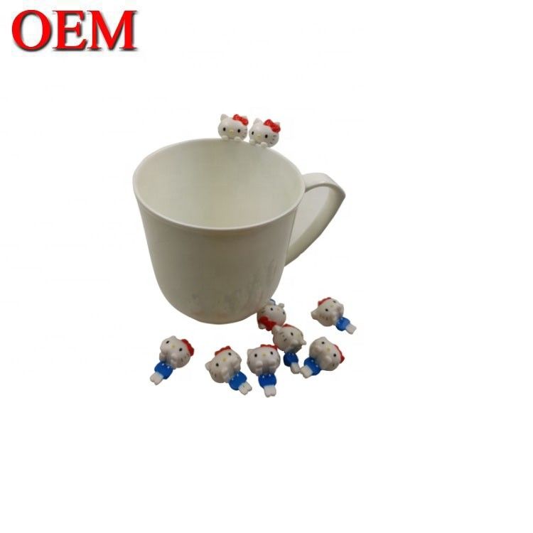 Fabricante de brinquedos personalizados de figura OEM personalizado gato gato Mini Cup Cartoon Figure Toys personalizado seu próprio brinquedo de design