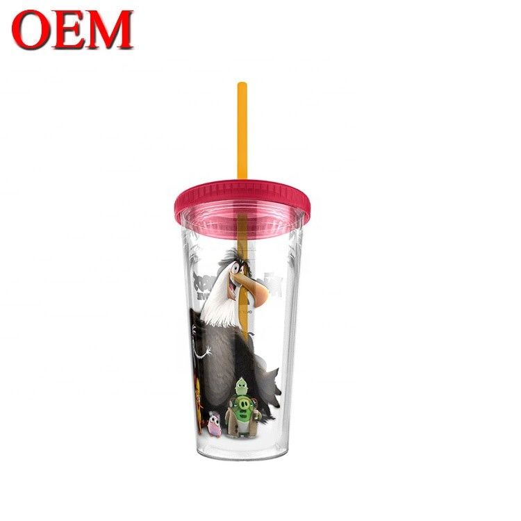 Figura personalizada Copo de palha de plástico de parede dupla Copo de água reutilizável Fábrica de brinquedos de plástico OEM