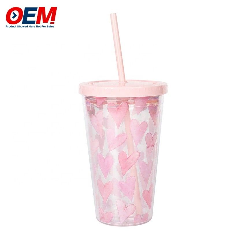 Fabrica personalizado PP Double Wall Cup com palha OEM plástico Cup Cute Bear Water Cup