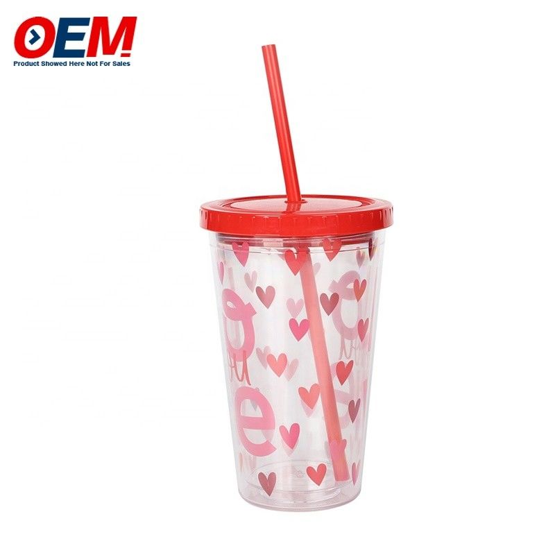 Fabrica personalizado PP Double Wall Cup com palha OEM plástico Cup Cute Bear Water Cup