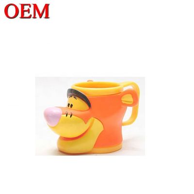 Alturas personalizadas Qualidade Eco-friendly 3d Figure Cup Ice Cute Cartoon Toy Cream Mug